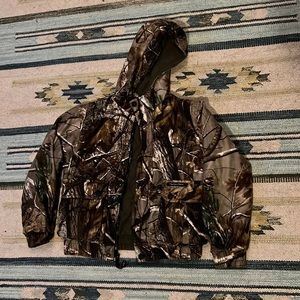 Realtree insulated jacket. Kids size 8
